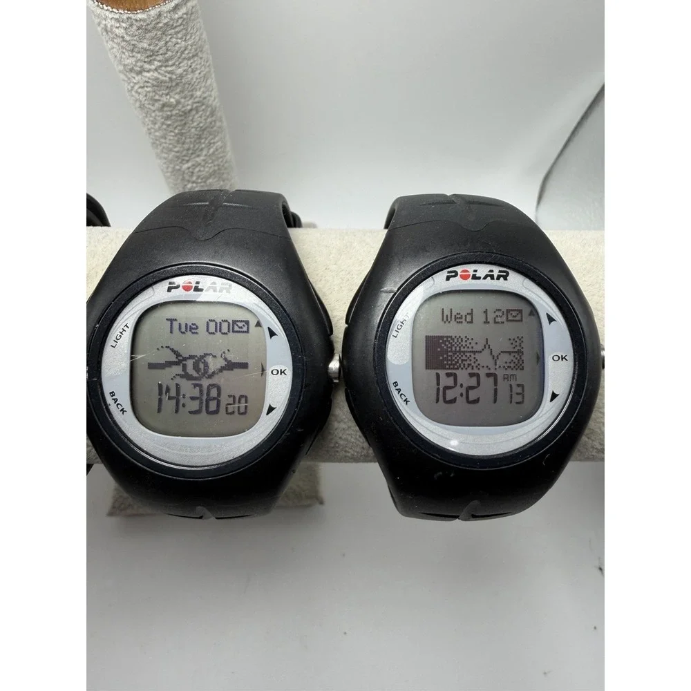 Polar F6‎ Fitness Watch Only Lot Of 4 New Batteries Pre-owned Black Pink